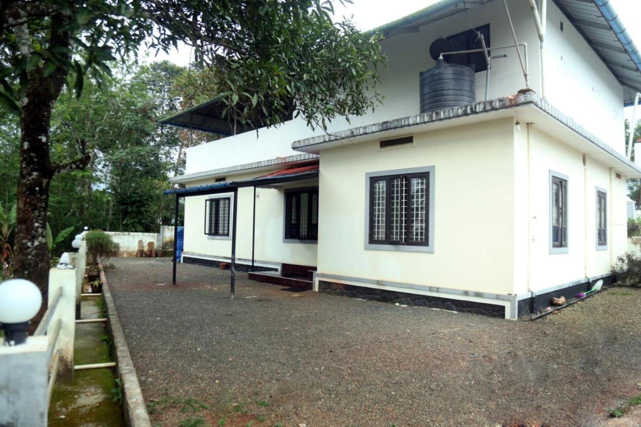 Colonia Munnar Homestay エクステリア 写真