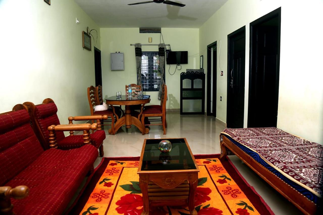 Colonia Munnar Homestay エクステリア 写真